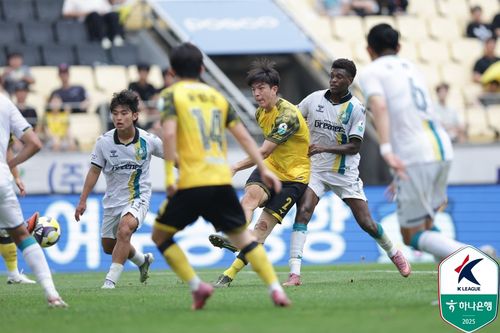 전남 센터백 유지하[한국프로축구연맹 제공. 재판매 및 DB 금지]
