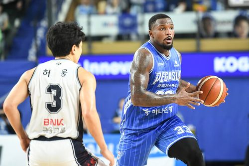 돌파하는 닉 퍼킨스[KBL 제공. 재판매 및 DB 금지]