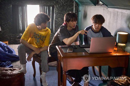 영화 '댓글부대'의 한 장면. 기사 내용과 직접적 관련은 없습니다.[에이스메이커무비웍스 제공. 재판매 및 DB 금지]