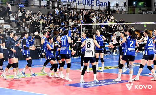 승리에 기뻐하는 IBK기업은행 선수들[한국배구연맹 제공. 재판매 및 DB 금지]