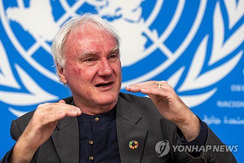 31일 제네바에서 기자회견 하는 우크라 주재 인도주의 조정관[EPA 연합뉴스]