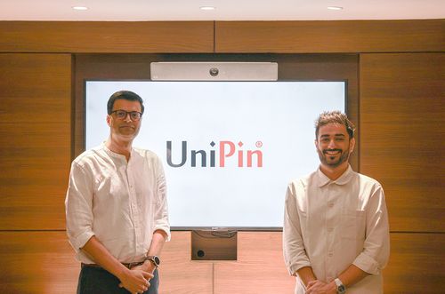 악셰 세티 유니핀 남아시아 지역 총괄(왼쪽)[크래프톤 제공. 재판매 및 DB 금지]