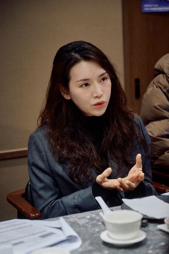 2025 포항국제음악제 라운드 테이블포항국제음악제 예술감독 박유신 첼리스트가 3일 서울 중구의 한 식당에서 열린 라운드 테이블에서 말하고 있다. 2025.11.03. [포항문화재단 제공. 재판매 및 DB금지]