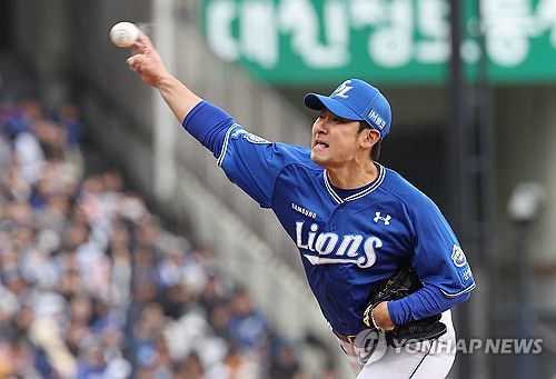 역투하는 임창민(서울=연합뉴스) 김성민 기자 = 30일 서울 잠실야구장에서 열린 프로야구 2025 신한 SOL 뱅크 KBO리그 삼성 라이온즈와 두산 베어스의 경기. 8회말 삼성 임창민이 역투하고 있다. 2025.3.30 ksm7976@yna.co.kr