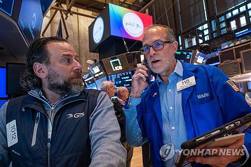 뉴욕증권거래소 트레이더연합뉴스 자료사진