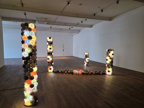 박은선 개인전 전시 전경(서울=연합뉴스) 박의래 기자 = 서울 평창동 가나아트센터에서 열리는 박은선 개인전 '치유의 공간' 전시 전경. 2025.11.11. laecorp@yna.co.kr