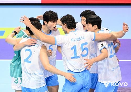 득점 후 기뻐하는 대한항공 선수들[한국배구연맹 제공. 재판매 및 DB 금지]