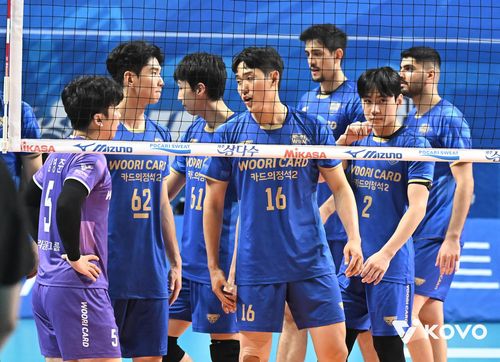 한국전력과 경기에서 진 우리카드 선수들[한국배구연맹 제공. 재판매 및 DB 금지]