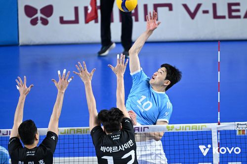 현대캐피탈전에서 스파이크하는 대한항공의 정지석(10번)[한국배구연맹 제공. 재판매 및 DB 금지]