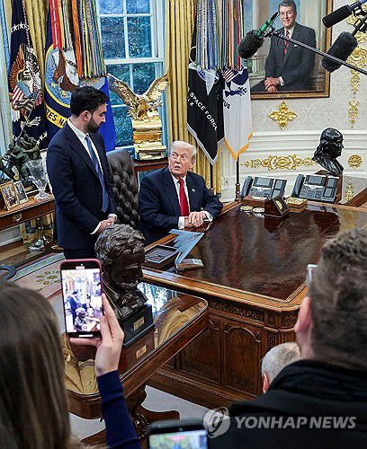 백악관에서 만난 맘다니와 트럼프 [로이터=연합뉴스 자료사진. 재판매 및 DB 금지]