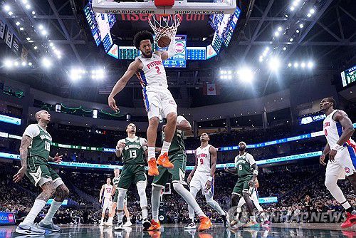 디트로이트 케이드 커닝햄의 덩크[AP=연합뉴스]