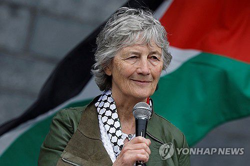 군사확장에 반대 목소리 내는 코널리 신임 대통령[로이터 연합뉴스 자료사진 재판매 및 DB 금지]