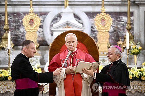 교황 레오 14세(이스탄불 EPA=연합뉴스) 28일(현지시간) 튀르키예 이스탄불의 성령대성당에서 교황 레오 14세가 강론 중이다. 2025.11.28 photo@yna.co.kr