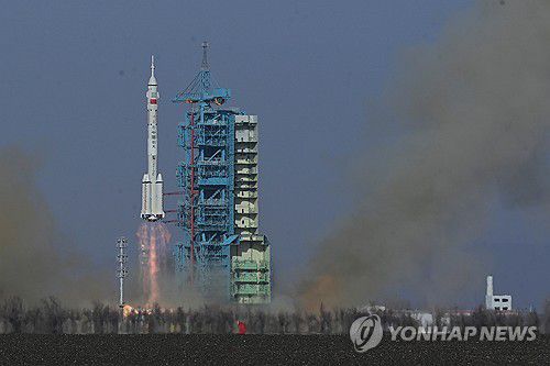 중국 선저우 22호 발사기사내용과 직접적 관련 없음. [신화·AP=연합뉴스 자료사진]