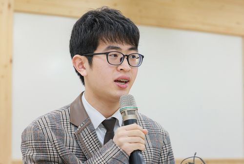 인터뷰하는 '수능 만점' 이하진 학생[전북교육청 제공. 재판매 및 DB 금지]