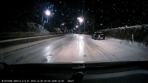 빙판이 된 남양주시 도로[경기북부경찰청 제공. 재판매 및 DB 금지]