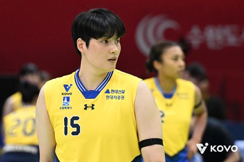 현대건설의 베테랑 미들블로커 김희진[한국배구연맹 제공. 재판매 및 DB 금지]