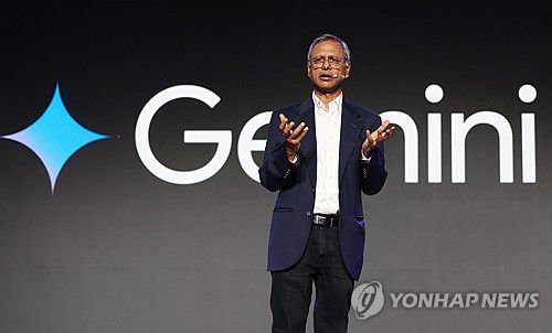구글 AI 제미나이 소개하는 마니쉬 굽타 디렉터(서울=연합뉴스) 김도훈 기자 = 구글 마니쉬 굽타 딥마인드 시니어 디렉터가 지난 7월2일 서울 강남구 조선 팰리스 호텔에서 열린 '구글 포 코리아'에서 '새로운 가능성을 여는 구글 AI'를 주제로 발언하며 구글 AI 제미나이에 대해 이야기 하고 있다. 2025.7.2 superdoo82@yna.co.kr
