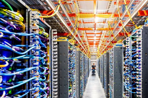 아마존웹서비스 AI 데이터센터[로이터 연합뉴스 자료사진. 재판매 및 DB 금지]