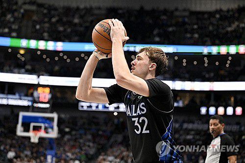 댈러스 쿠퍼 플래그의 슛[Jerome Miron-Imagn Images/로이터=연합뉴스]