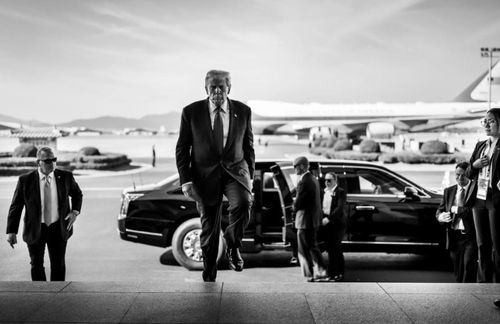 미중정상회담이 열린 지난해 10월 30일 김해공항에서의 트럼프 대통령 [백악관 홈페이지 캡처]