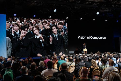 삼성전자, CES 2026서 '라이즈'와 함께 일상 속 AI 경험 확산K팝 아티스트 라이즈(RIIZE)가 삼성전자 '더 퍼스트룩' 프레스 콘퍼런스에 참석해 삼성전자의 비전과 신제품을 직접 경험했다. [삼성전자 제공. 재판매 및 DB 금지]