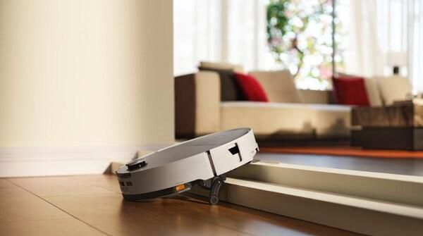 Roborock Saros 20 Sonic overcoming double-layered thresholds