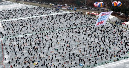 18일 화천산천어축제장 전경[화천군 제공.재판매 및 DB 금지]