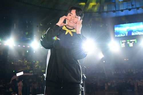 '앙탈 챌린지' 선보이는 유기상(LG)[KBL 제공. 재판매 및 DB 금지]