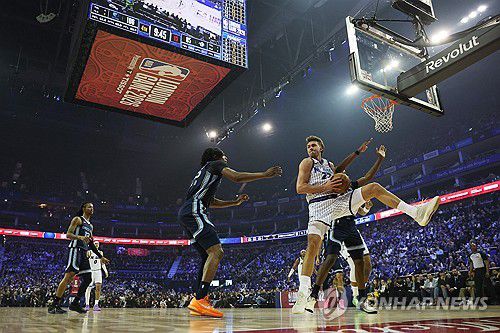 런던에서 열린 멤피스-올랜도의 경기 모습[로이터=연합뉴스]