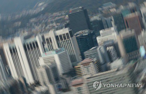 서울 도심의 주요 기업체 건물들[연합뉴스 자료사진]