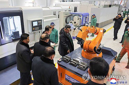 북한, 룡성기계련합기업소 1단계 개건현대화대상 준공식 진행(평양 조선중앙통신=연합뉴스) 북한의 룡성기계연합기업소 1단계 개건현대화대상 준공식이 김정은 북한 국무위원장이 참석한 가운데 지난 19일 진행됐다고 조선중앙통신이 20일 보도했다.2026.1.20      [국내에서만 사용가능. 재배포 금지. For Use Only in the Republic of Korea. No Redistribution] nkphoto@yna.co.kr