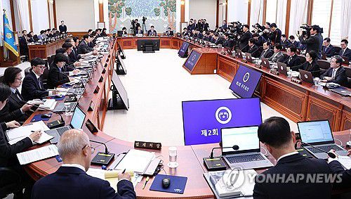 이재명 대통령, 국무회의 주재(서울=연합뉴스) 김도훈 기자 = 이재명 대통령이 20일 청와대에서 열린 국무회의를 주재하고 있다. 2026.1.20 [청와대통신사진기자단] superdoo82@yna.co.kr