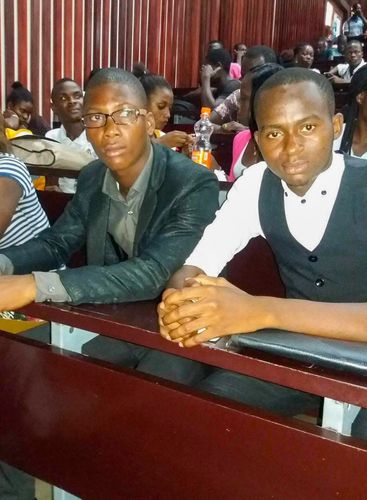 코트디부아르에서 공부하던 입라힘 씨(오른쪽)[입라힘 제공. 재판매 및 DB 금지]