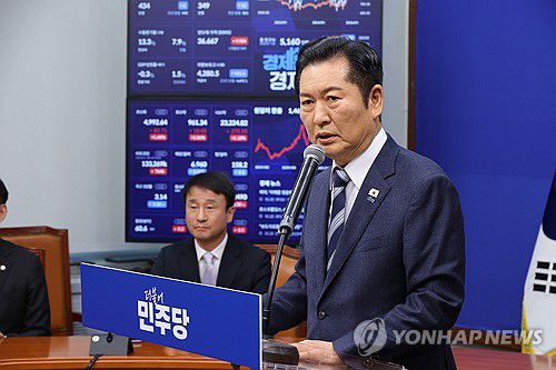 정청래, 혁신당에 전격 합당 제안…"지방선거 같이 치르자"