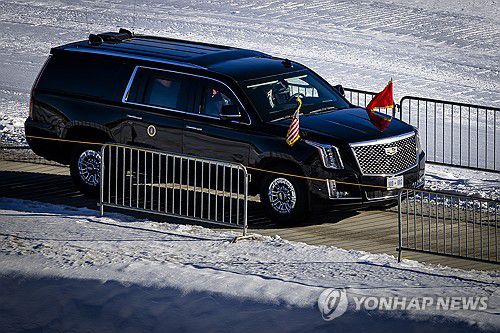 도널드 트럼프 미국 대통령의 새 의전차량 [EPA 연합뉴스. 재판매 및 DB 금지]