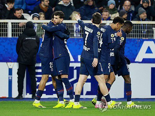 골 세리머니 하는 PSG 선수들.[로이터=연합뉴스]