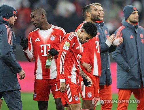 시즌 첫 패 당한 뮌헨[AFP=연합뉴스]