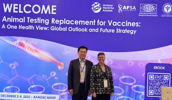 사진 왼쪽이 박정태 상근부회장