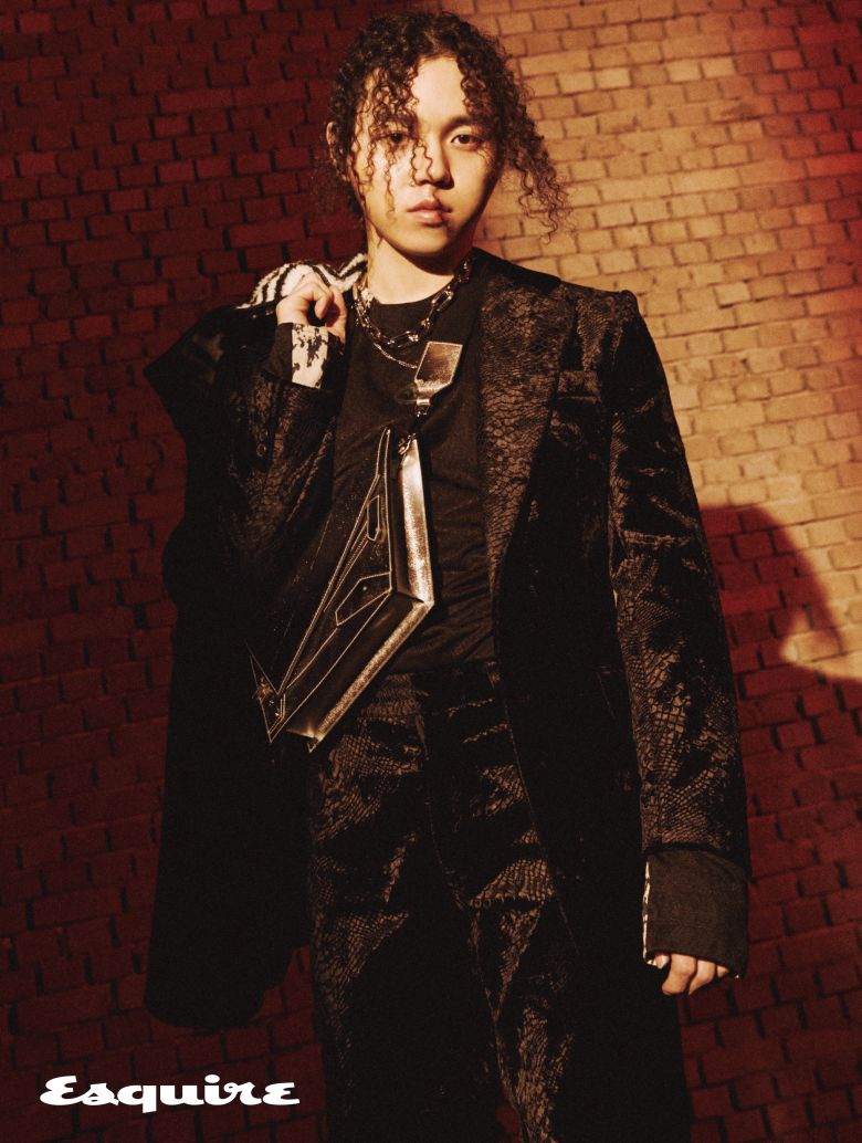 에스콰이어 제공