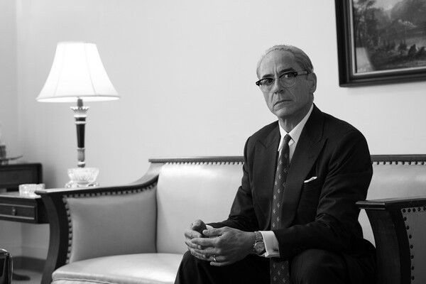 루이스 스트로스 역을 맡아 열연한 로버트 다우닝 주니어(유니버설 픽쳐스 제공)