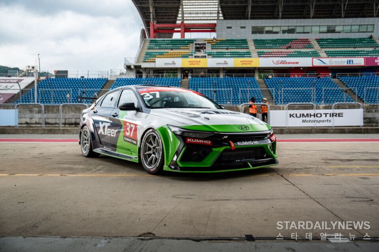 레이서 정회원 ⓒ스타데일리뉴스