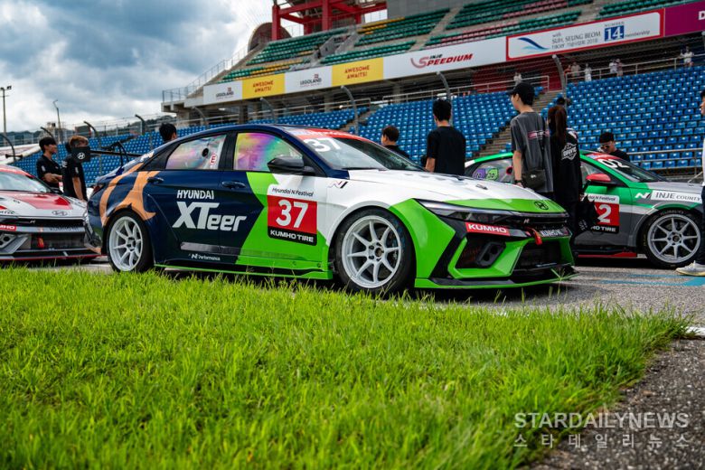 카레이서 정회원 ⓒ스타데일리뉴스