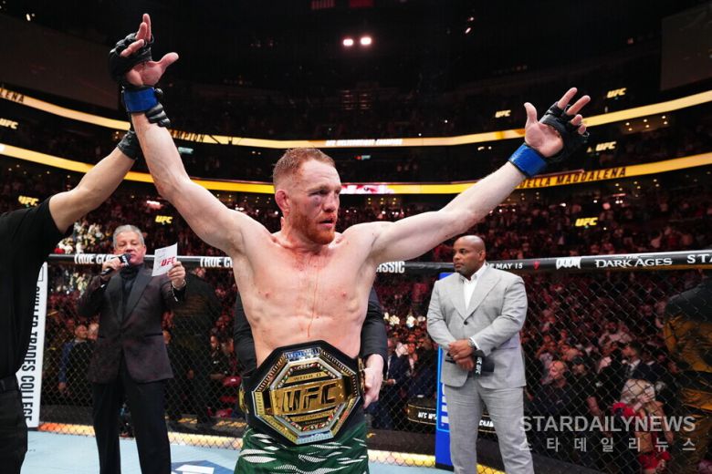 UFC 315 잭 델라 마달레나 챔피언 등극