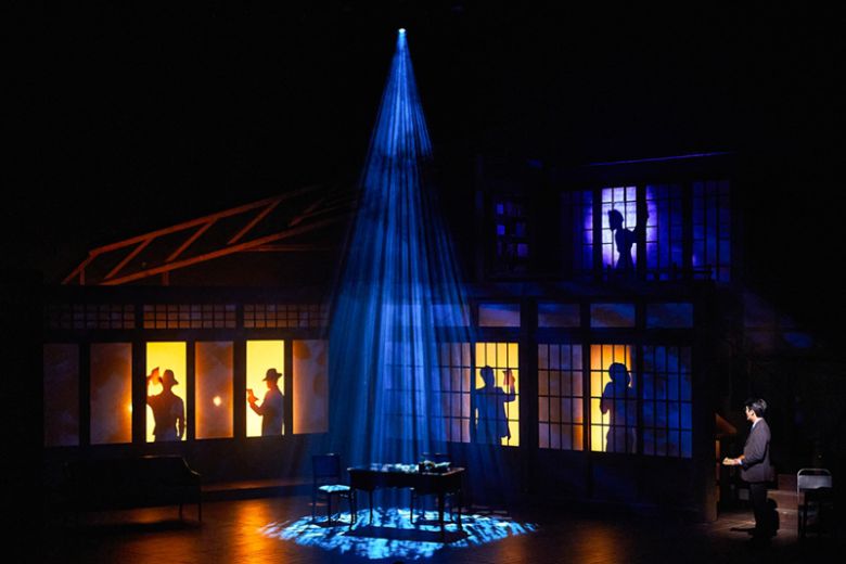 사진 제공 라이브(주), 상해문화광장