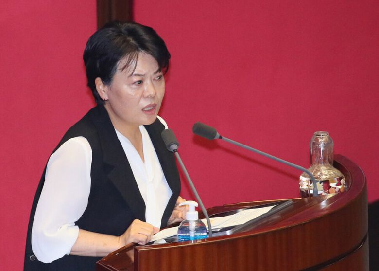 윤희숙 국민의힘 의원. 한겨레 자료사진