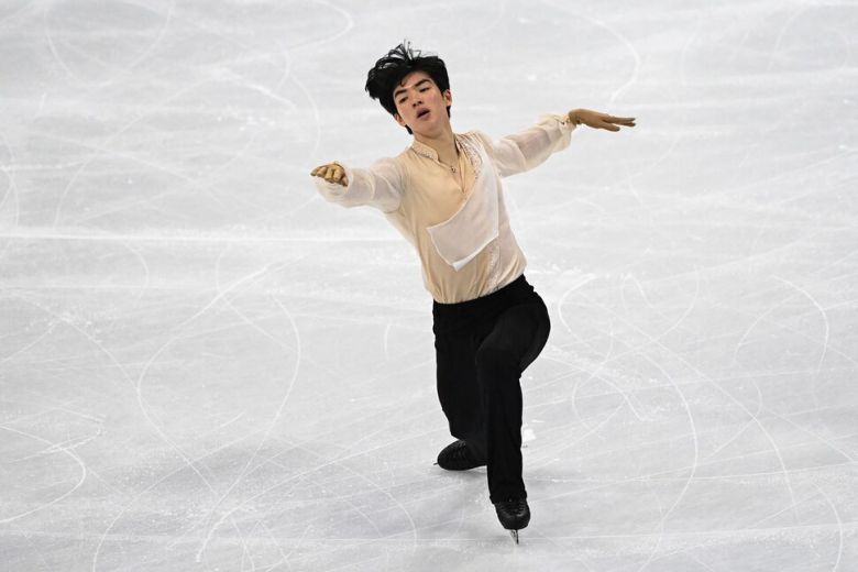 차준환이 27일(한국시각) 스웨덴 스톡홀름 에릭슨 글로브에서 열린 2021 국제빙상경기연맹(ISU) 피겨스케이팅 세계선수권대회 남자 싱글 프리스케이팅에서 연기를 펼치고 있다. 스톡홀름/AFP 연합뉴스
