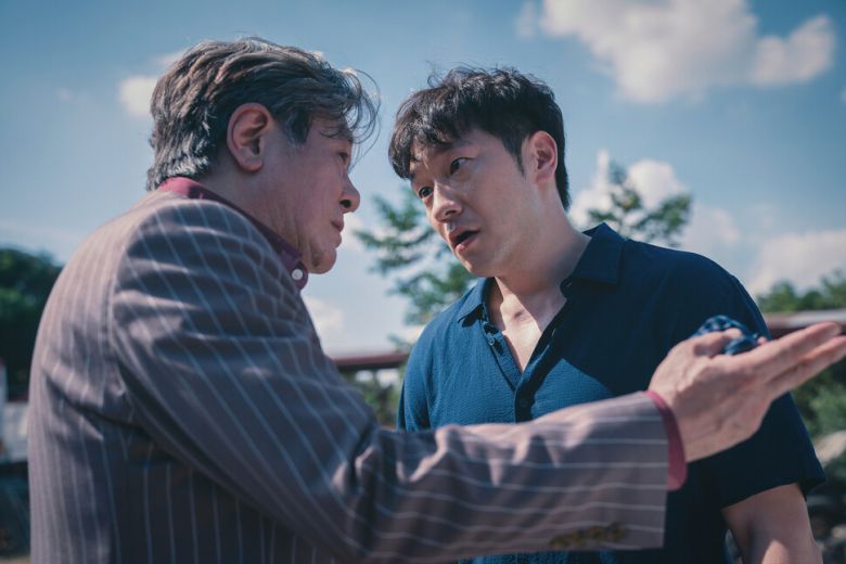 디즈니플러스 시리즈 <카지노> 스틸컷. 디즈니플러스 제공