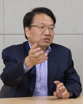 한인섭 서울대 교수. 한겨레 자료 사진