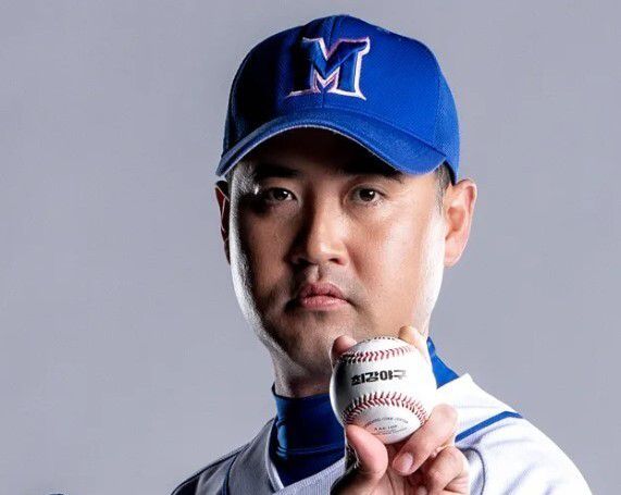 장원삼 전 프로야구 선수. 나무위키